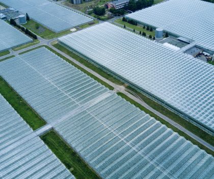 vista-superior-invernaderos_152162-256